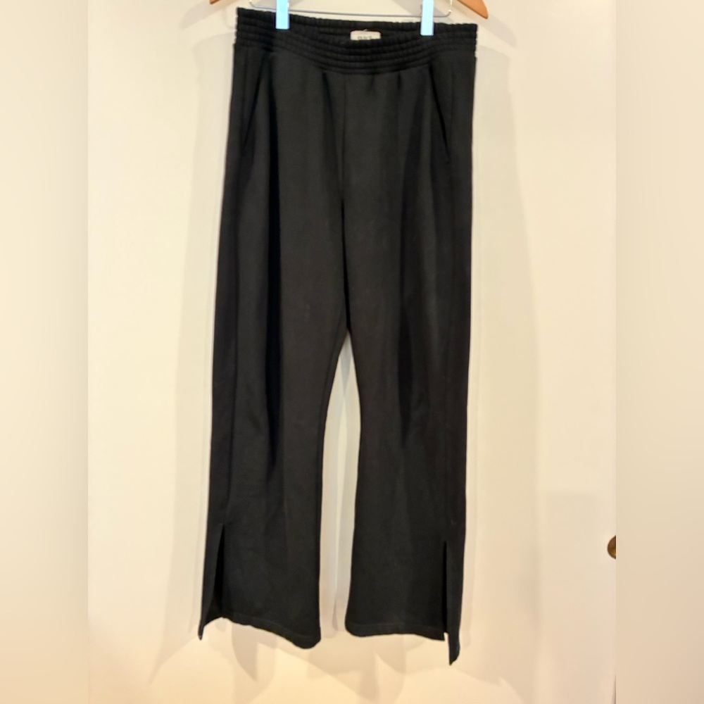 Pact Courtside split leg organic fleece sweatpants size L